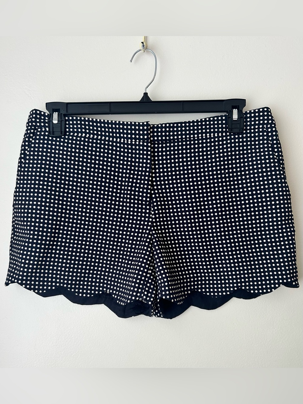 Willi Smith Navy & White Polka Dot High-Waist Scallop Hem Shorts